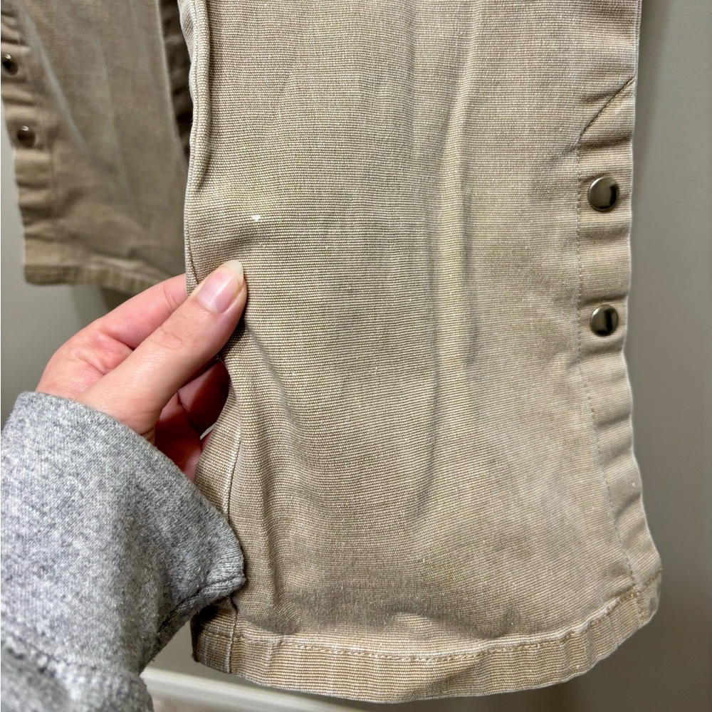 Bess Vintage Y2K Mid Rise Flare Capri Jeans Stretch Button Detail Tan S - Picture 11 of 12